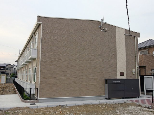 レオパレスプレミール瀬戸 109|明石市魚住町住吉(JR山陽本線魚住駅)のアパート外観 レオパレスプレミール瀬戸 109|明石市魚住町住吉(JR山陽本線魚住駅)のアパート外観