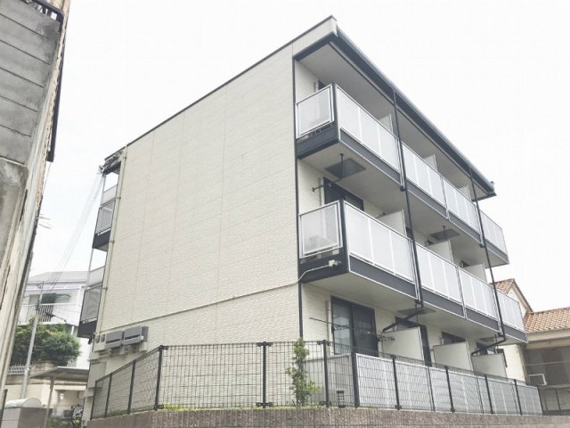 レオパレスルピナス 川上 304|明石市西明石西町(JR山陽本線西明石駅)のマンション外観 レオパレスルピナス 川上 304|明石市西明石西町(JR山陽本線西明石駅)のマンション外観