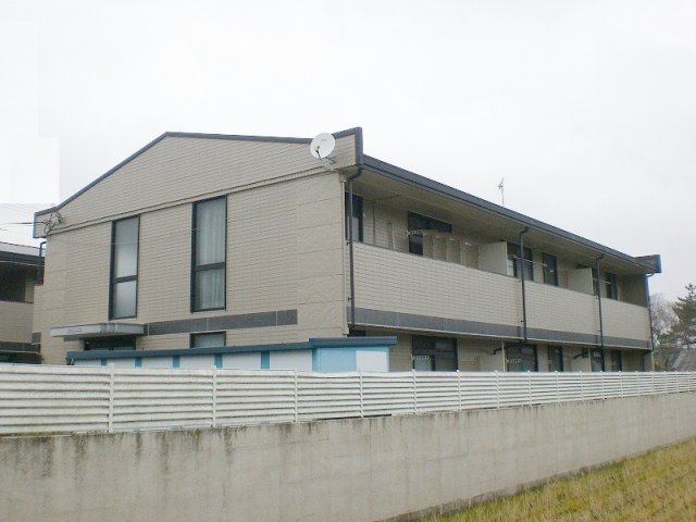 レオパレス西宮北B 203|西宮市山口町名来(神戸電鉄三田線田尾寺駅)のアパート外観 レオパレス西宮北B 203|西宮市山口町名来(神戸電鉄三田線田尾寺駅)のアパート外観