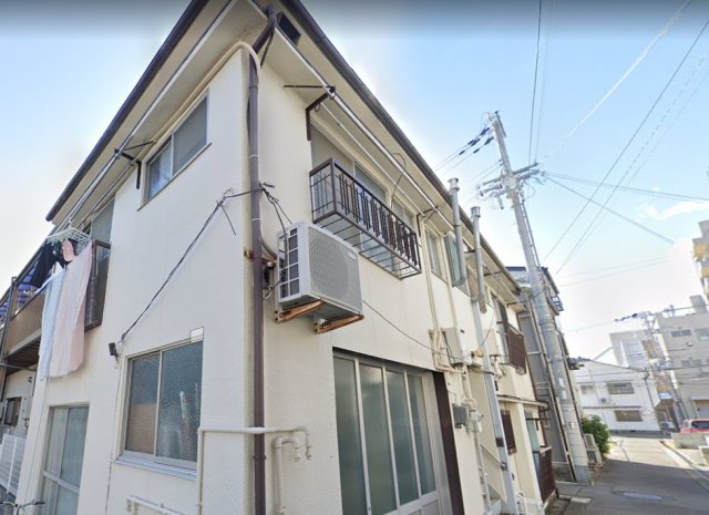 腕塚アパート 2階西側|神戸市長田区腕塚町(JR山陽本線新長田駅)のアパート外観 腕塚アパート 2階西側|神戸市長田区腕塚町(JR山陽本線新長田駅)のアパート外観