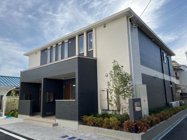 KT Court 201|尼崎市下坂部(JR福知山線塚口駅)のアパート外観 KT Court 201|尼崎市下坂部(JR福知山線塚口駅)のアパート外観