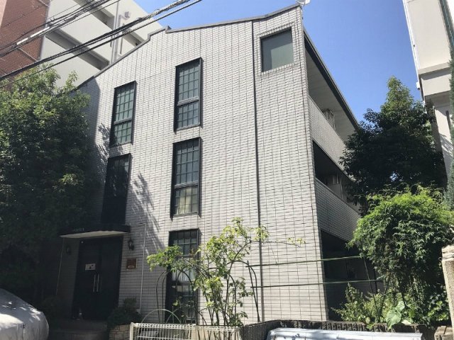 レオパレスTOMOMATSU 302|明石市相生町(JR山陽本線明石駅)のマンション外観 レオパレスTOMOMATSU 302|明石市相生町(JR山陽本線明石駅)のマンション外観