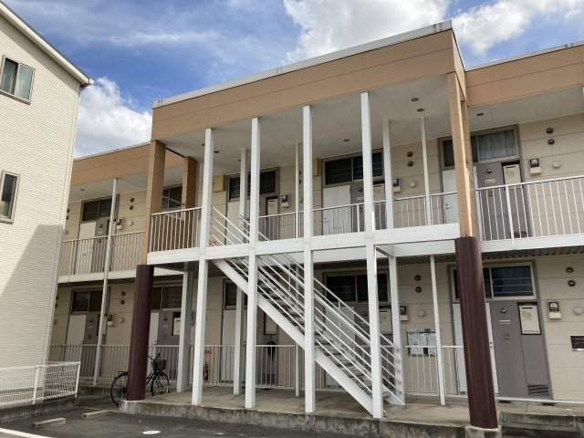 レオパレス1999 201|明石市大久保町大窪(JR山陽本線大久保駅)のアパート外観 レオパレス1999 201|明石市大久保町大窪(JR山陽本線大久保駅)のアパート外観