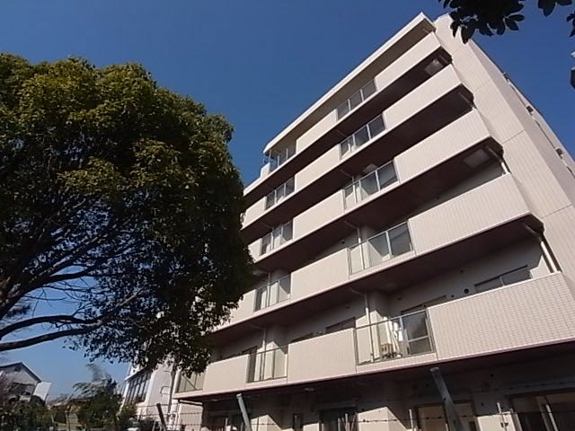 パインコート平磯 601|神戸市垂水区平磯(山陽電鉄線東垂水駅)のマンション外観 パインコート平磯 601|神戸市垂水区平磯(山陽電鉄線東垂水駅)のマンション外観