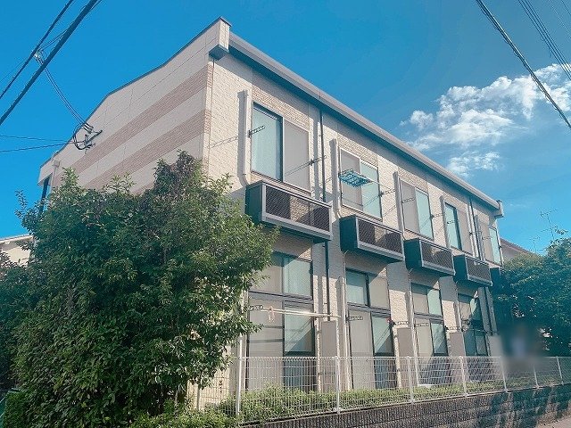 レオパレスウィル鳴尾 203|西宮市鳴尾町(阪神本線鳴尾・武庫川女子大前駅)のアパート外観 レオパレスウィル鳴尾 203|西宮市鳴尾町(阪神本線鳴尾・武庫川女子大前駅)のアパート外観