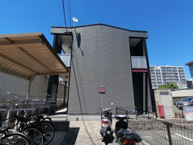 レオパレスメゾンドマルジュン 203|西宮市青木町(JR東海道本線(近畿)西宮駅)のアパート外観 レオパレスメゾンドマルジュン 203|西宮市青木町(JR東海道本線(近畿)西宮駅)のアパート外観