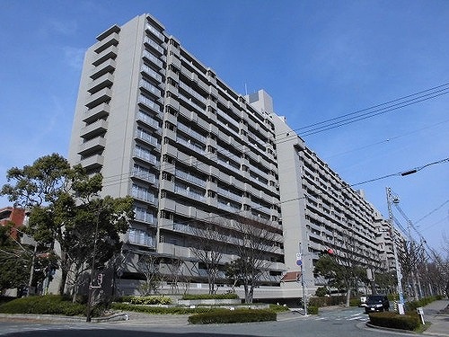 神戸市中央区港島中町の賃貸