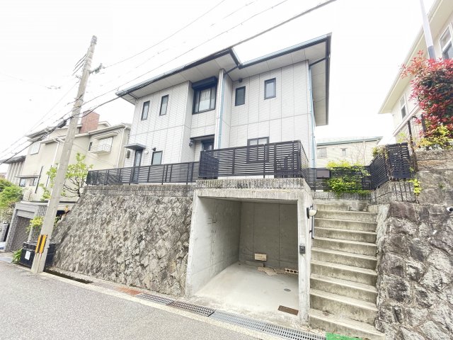 宝塚市逆瀬台の賃貸