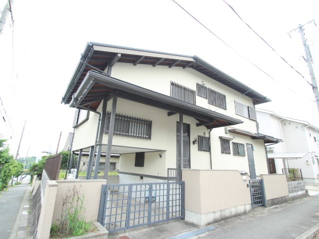 川西市萩原台西の賃貸