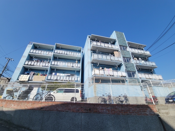 南マンション|神戸市中央区中山手通(神戸市営地下鉄線大倉山駅)のマンション外観 南マンション|神戸市中央区中山手通(神戸市営地下鉄線大倉山駅)のマンション外観
